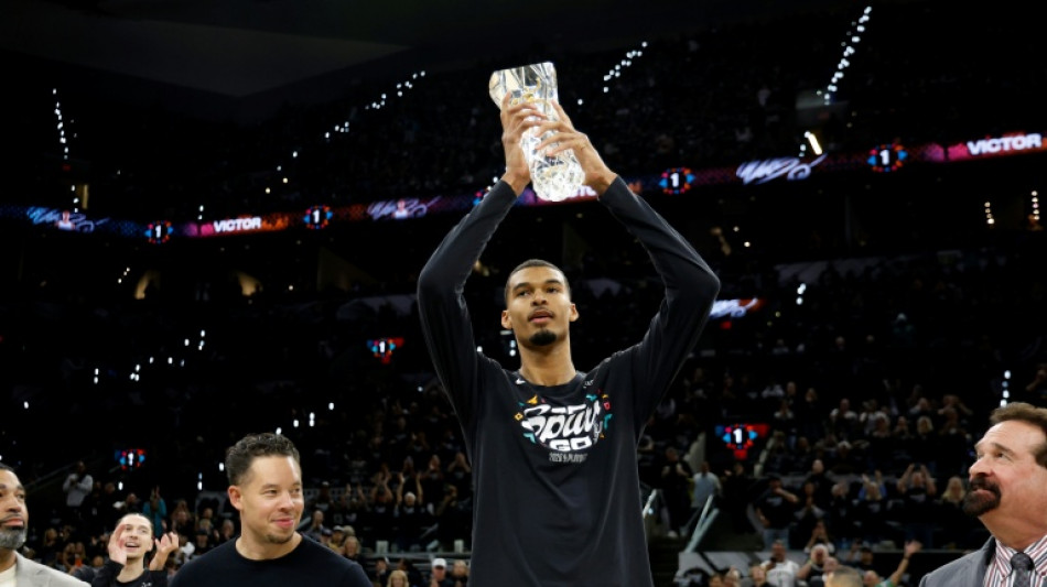  Wembanyama will travel with Spurs but uncertain for next game 