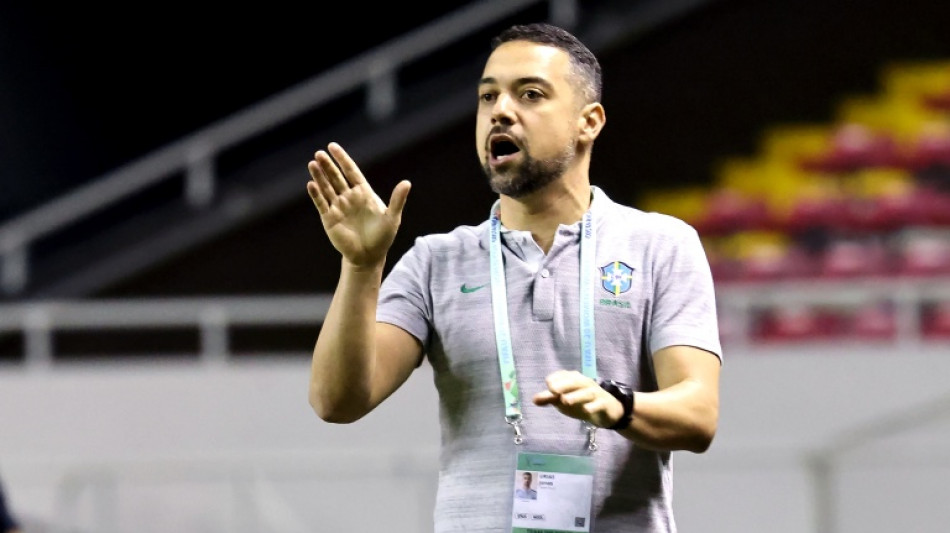  T&eacute;cnico do Cruzeiro diz que time pode fazer 'coisas que ningu&eacute;m espera' na Libertadores feminina 