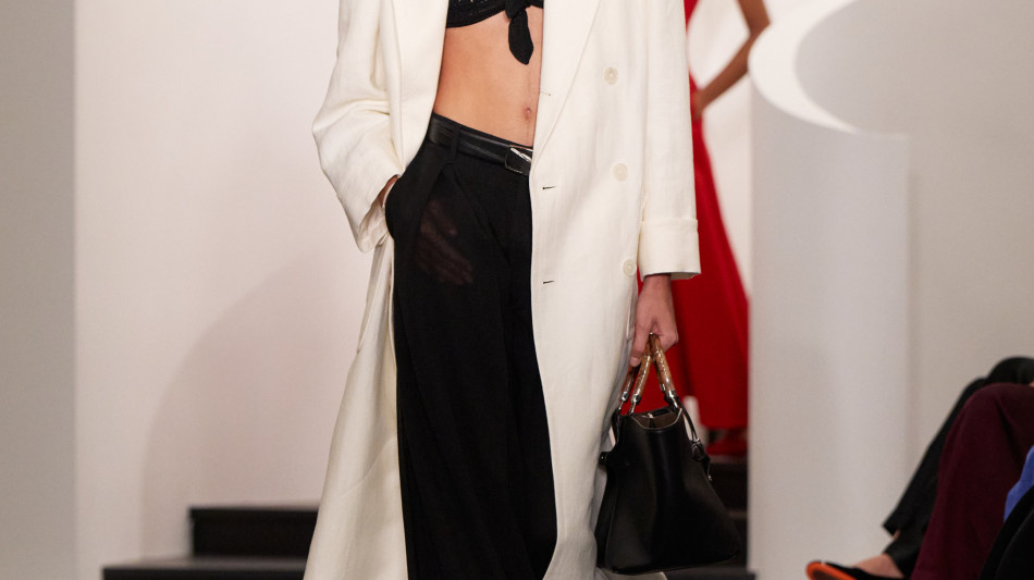  Ralph Lauren torna a casa tra forza e sensualità 