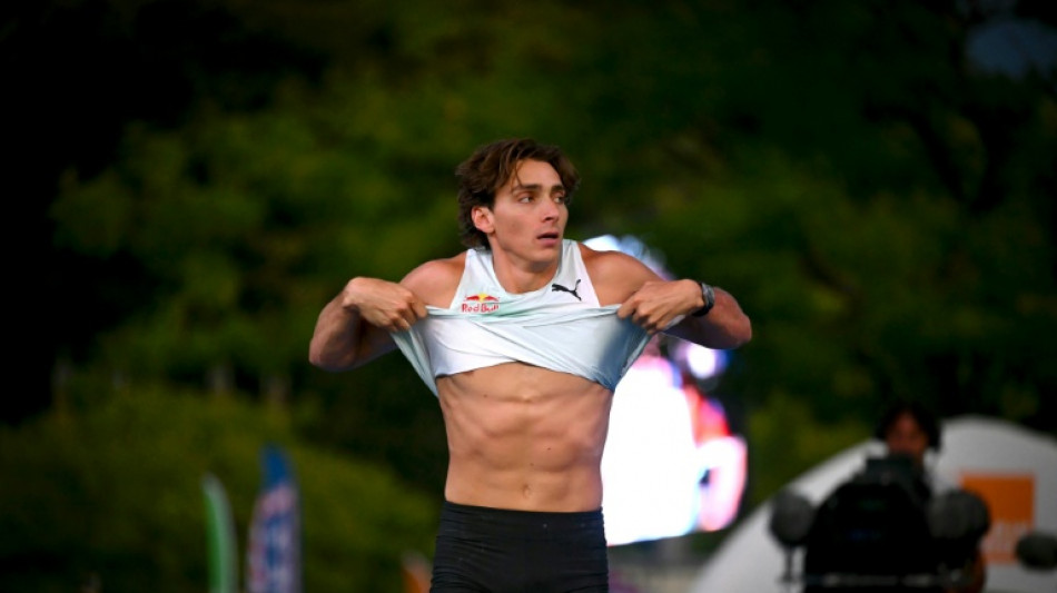  Duplantis edges Karalis to win Lausanne Diamond League pole vault 