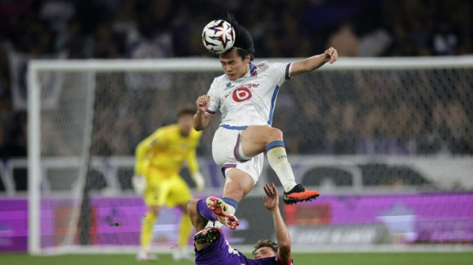  Ueda marca na estreia e Lille assume lideran&ccedil;a provis&oacute;ria da Ligue 1 