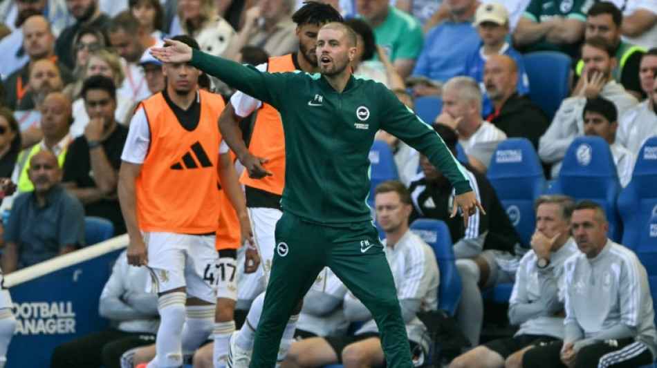  Brighton start Premier League season with rout of 10-man Villa   