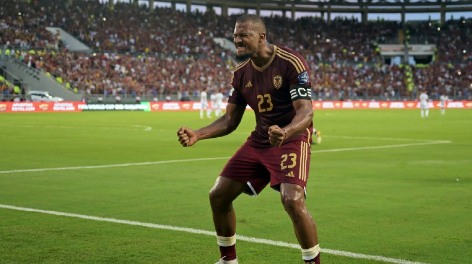 Venezuela vence Bolívia (2-0) em casa e acirra briga nas Eliminatórias da Copa de 2026