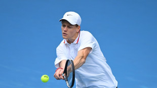 Australian Open: Gaston si ritira, Sinner subito avanti