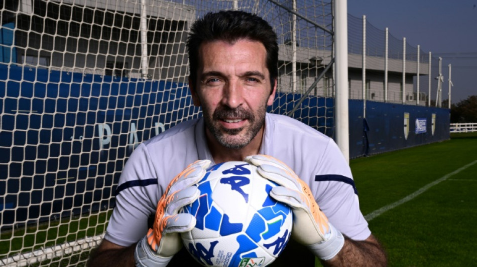 El legendario arquero Gianluigi Buffon cuelga los guantes a los 45 a&ntilde;os