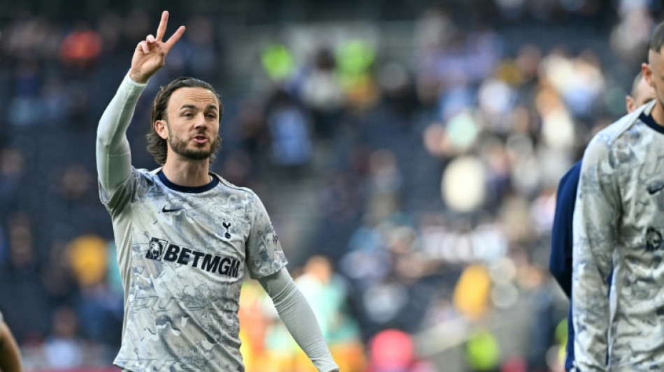  Maddison 'embarrassed' by Spurs' survival struggles 