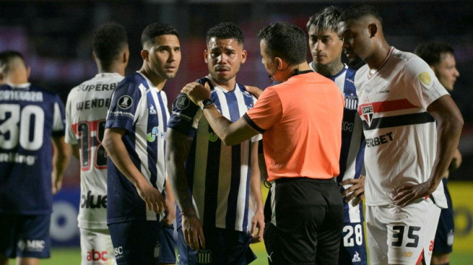 Paraguayo Bobadilla, del Sao Paulo, se disculpa por insulto xenófobo a rival venezolano