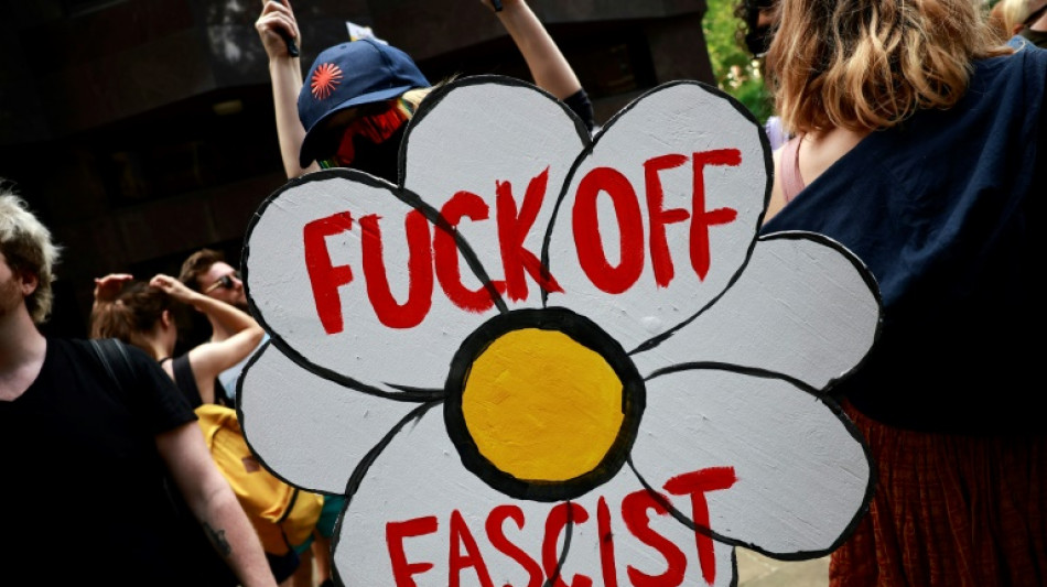 Dans tout le Royaume-Uni, des rassemblements pour d&eacute;noncer les violences racistes