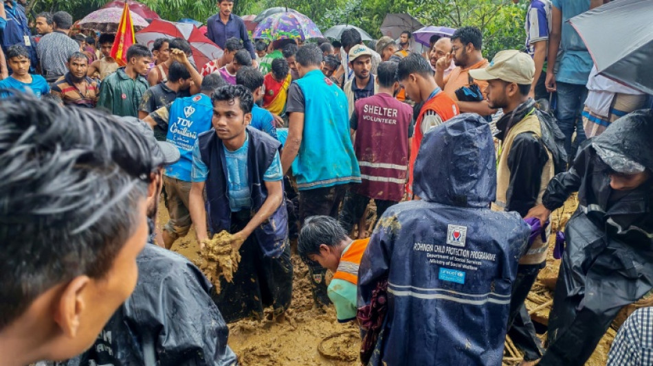  Landslide kills eight at refugee school in Bangladesh 