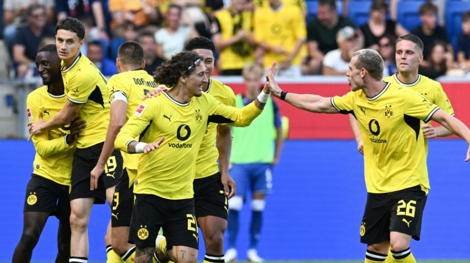  Entscheidendes Eigentor: BVB siegt nach Comeback 