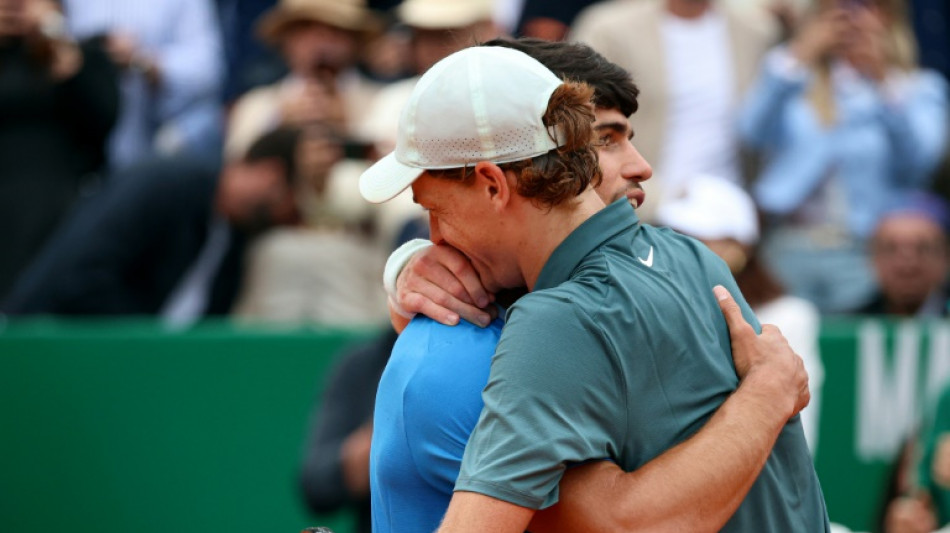 Sinner vence Alcaraz, conquista Masters 1000 de Monte Carlo e volta a ser n&uacute;mero 1