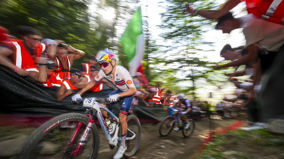  Mondiali Mtb: Pidcock oro nella prova uomini XC, l'azzurra Berta argento 
