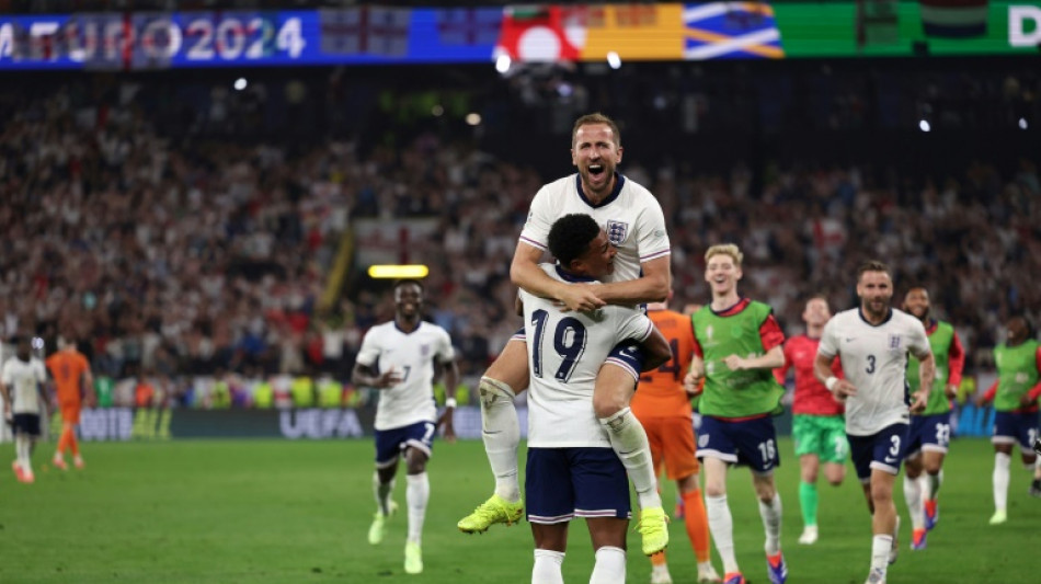 Carlos III pide a la selecci&oacute;n inglesa evitarle estr&eacute;s a los fans en la final de la Eurocopa