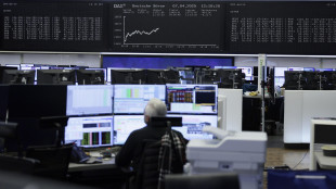 Borsa: l'Europa chiude in calo, si guarda agli Stati Uniti