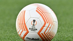 Dybala es titular con la Roma y Telles por Acu&ntilde;a en el Sevilla