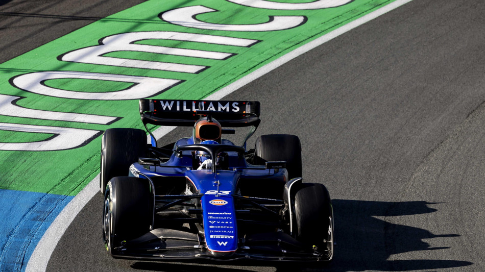 GP Singapore: Williams squalificate per irregolarit&agrave; al DRS