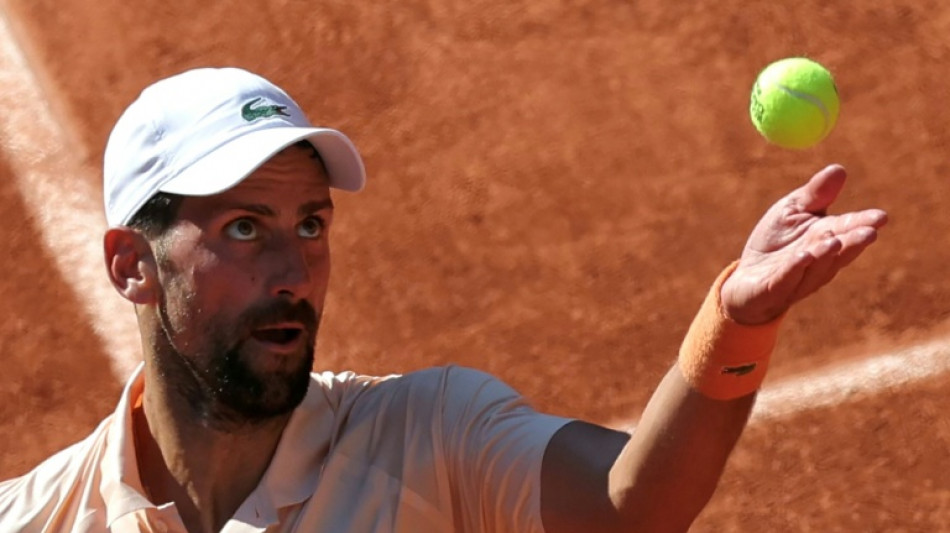  Djokovic suggests rescheduling matches as heat rolls over French Open 