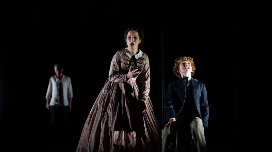 Fine dell'innocenza, i fantasmi di Britten stregano Roma