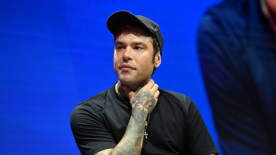  Fedez, "quando sei in ospedale ti senti vacillare, pensi che il tempo stia per finire" 