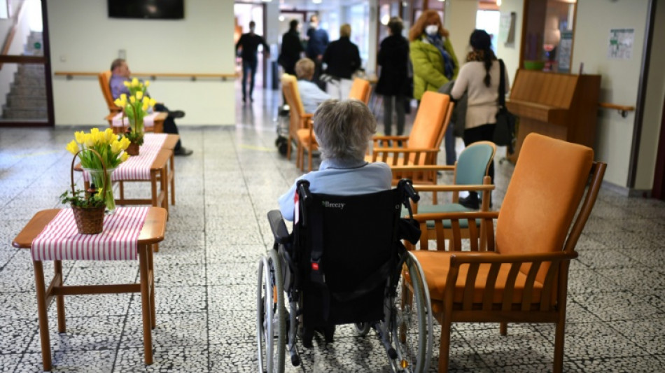  Pflege: Ost-Ministerpr&auml;sidenten erhalten Zuspruch f&uuml;r Kritik an geplanter Reform 