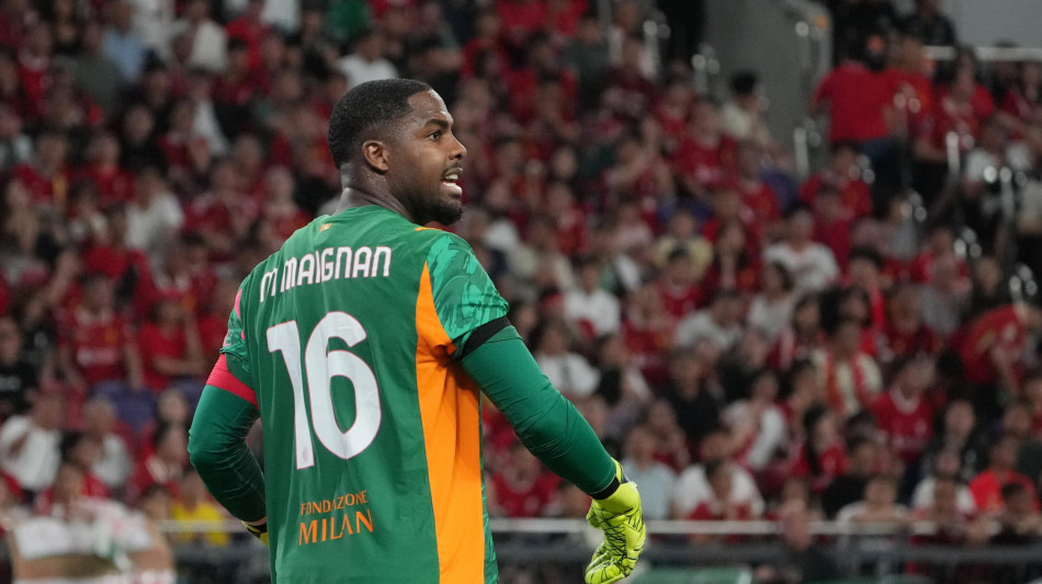  Calcio: Milan, escluse lesioni per Maignan e Pavlovic 