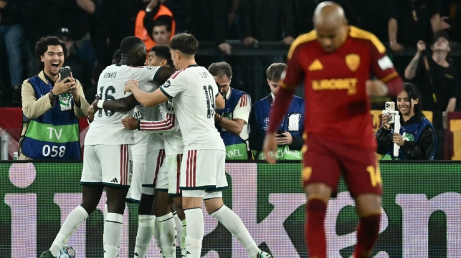  Real Madrid comeback stuns Roma as Mourinho enjoys happy reunion 