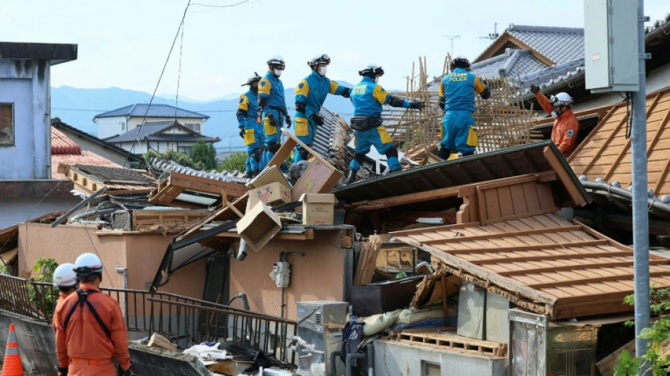 Zahl der Opfer durch Erdbeben in Japan steigt immer weiter - Nun schon 28 Tote 