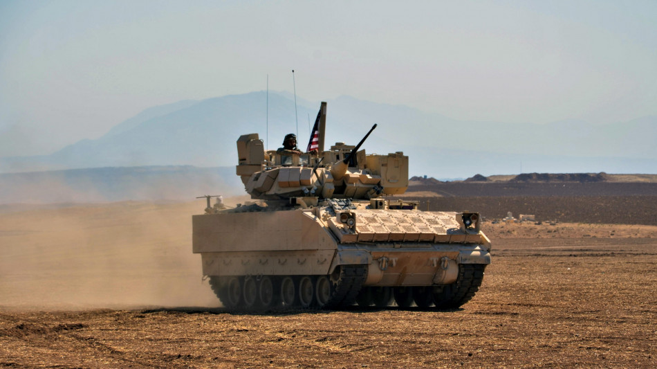 Wsj, 'Usa ritireranno tutte le loro forze dalla Siria entro due mesi'