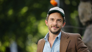 People incorona Jonathan Bailey l'uomo pi&ugrave; sexy al mondo