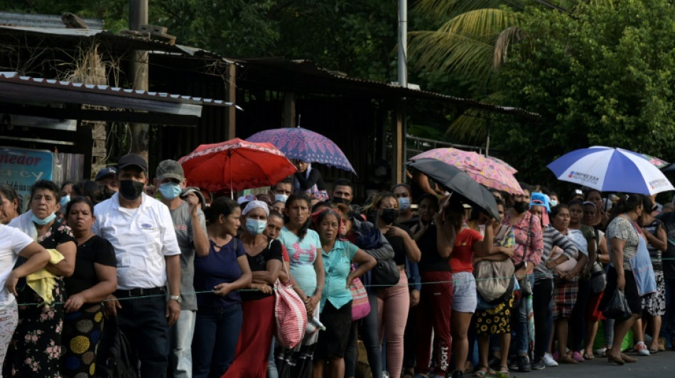 Gangs au Salvador: des familles d&eacute;noncent des arrestations arbitraires