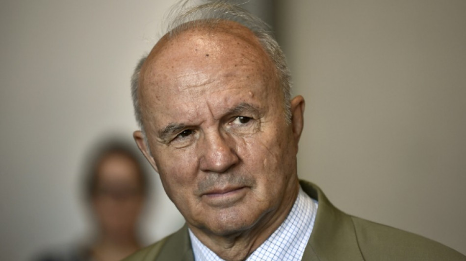 D&eacute;c&egrave;s du g&eacute;n&eacute;ral Georgelin, ex-chef d'&eacute;tat major des arm&eacute;es, en randonn&eacute;e dans les Pyr&eacute;n&eacute;es