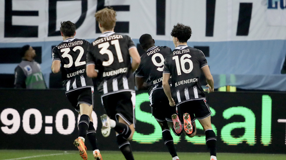 Calcio: Lazio sugli arbitri 'errori a nostro sfavore, chiediamo rispetto e uniformit&agrave;'