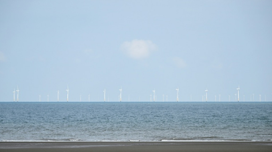  UK tackles electricity price link to world gas amid Mideast war 