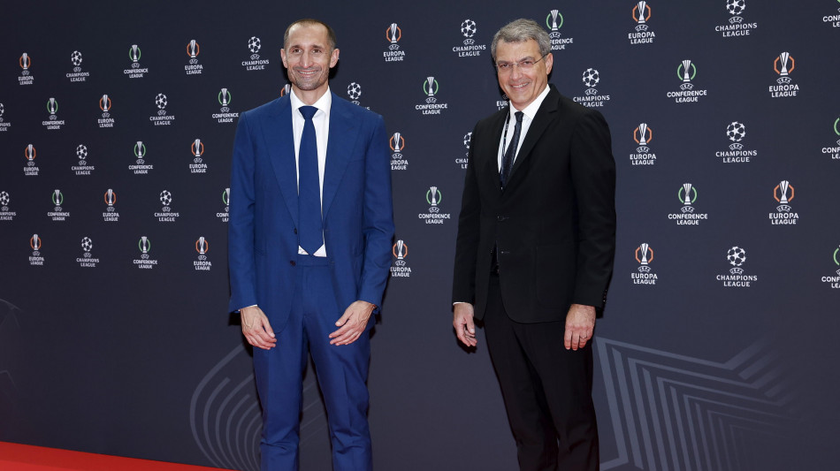  Comolli 'obiettivo raggiunto, la Juve è più forte' 