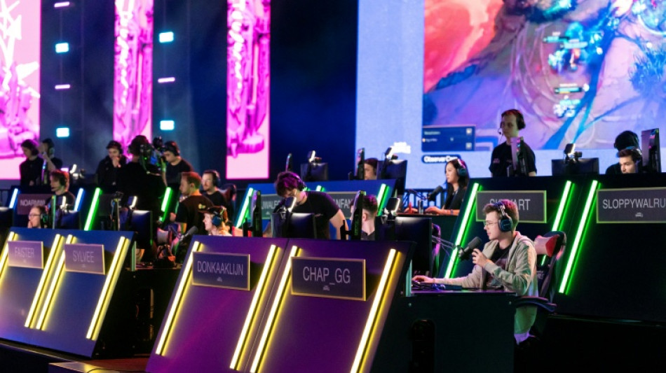  Drag queens and Minecraft players converge on Rotterdam for TwitchCon 