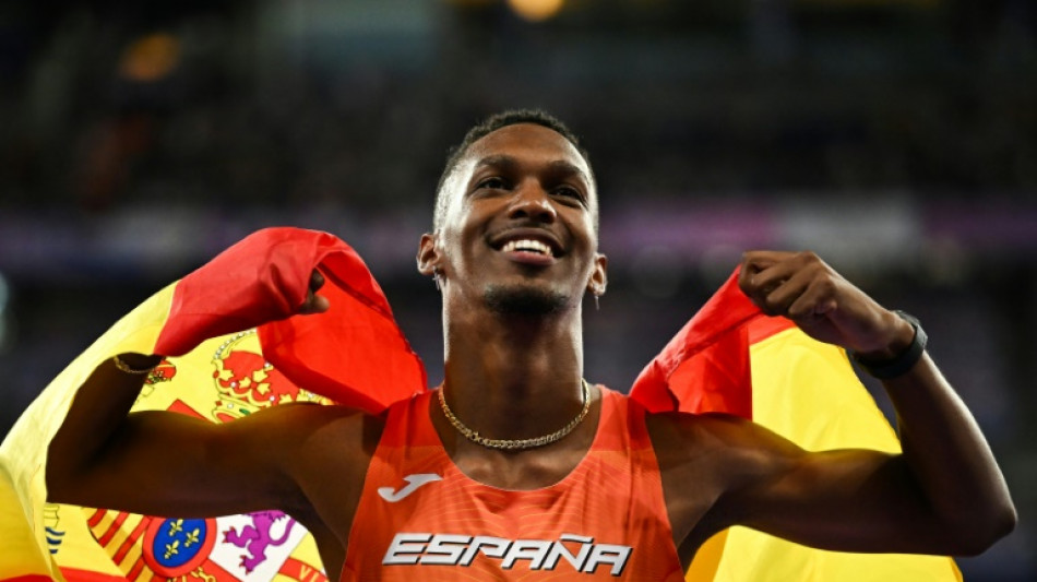Jordan D&iacute;az le da a Espa&ntilde;a su primer oro en triple salto en la noche m&aacute;s cubana de los Juegos