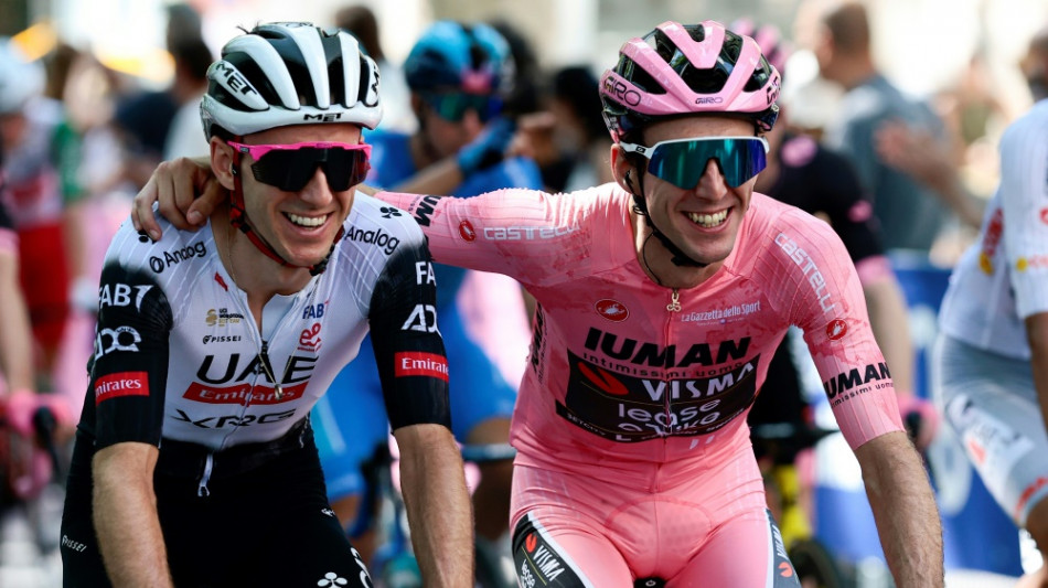  Simon Yates gewinnt erstmals den Giro d'Italia 