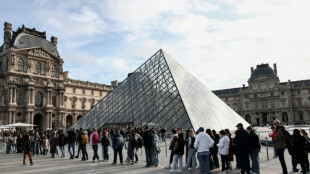 Los dos hombres detenidos por el robo en el Louvre reconocieron parcialmente los hechos