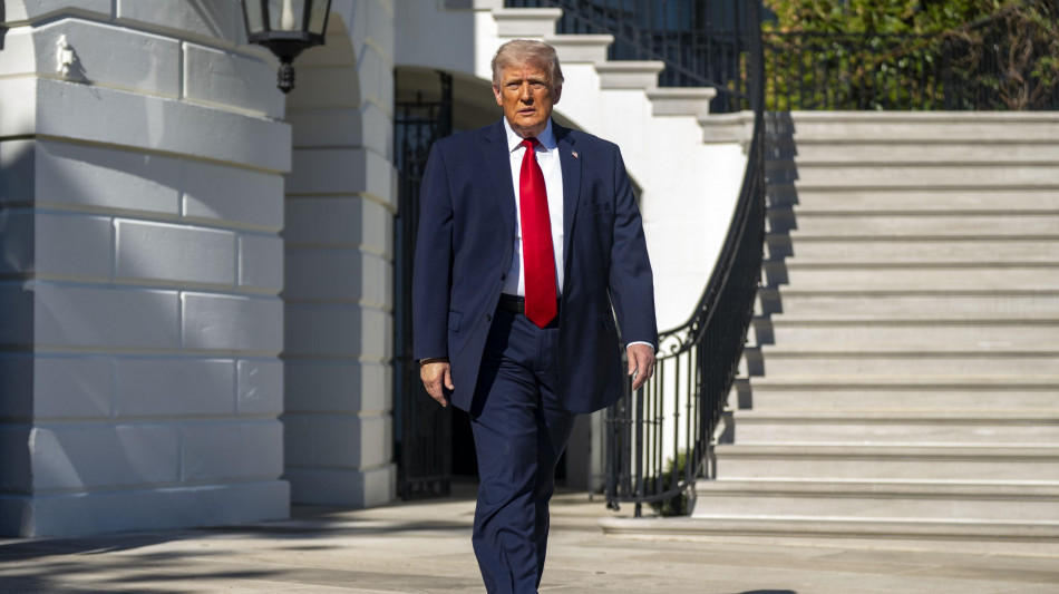 Trump, inizieremo a far saltare le mine nello stretto di Hormuz