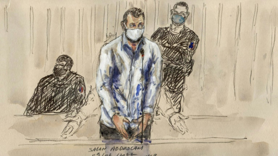 Au proc&egrave;s du 13-Novembre, les "no comment" de Salah Abdeslam