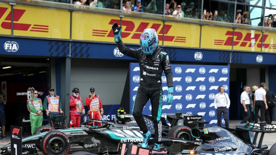  Russell leads Mercedes 1-2 for Australian GP as Verstappen crashes 