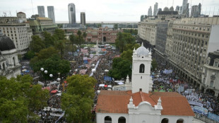 Multitudinaria marcha en Argentina a 49 a&ntilde;os del golpe de Estado 