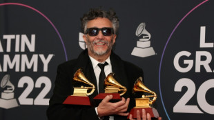 "Estamos en una gran revoluci&oacute;n", dice Fito P&aacute;ez al llevarse tres Grammy Latinos