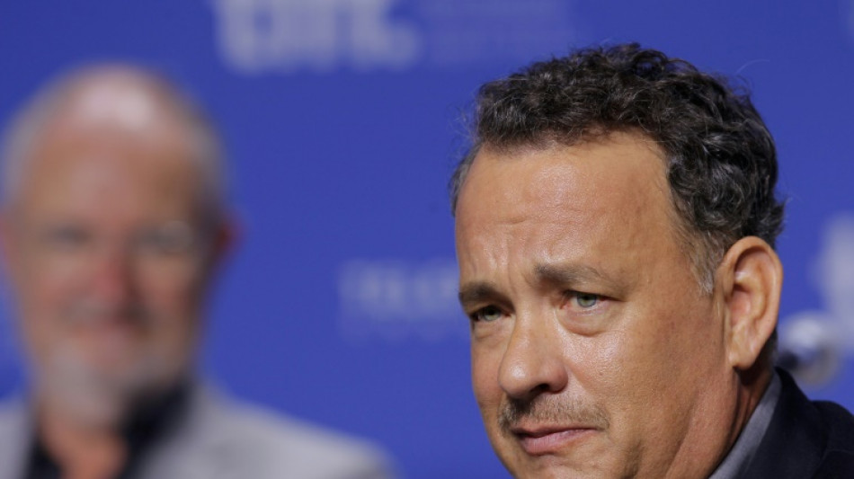  Trump hails cancelation of award ceremony for Tom Hanks 