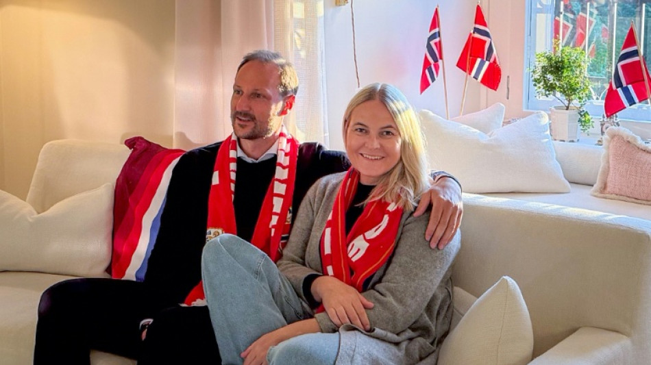  Norway releases first image of crown princess after lung transplant 