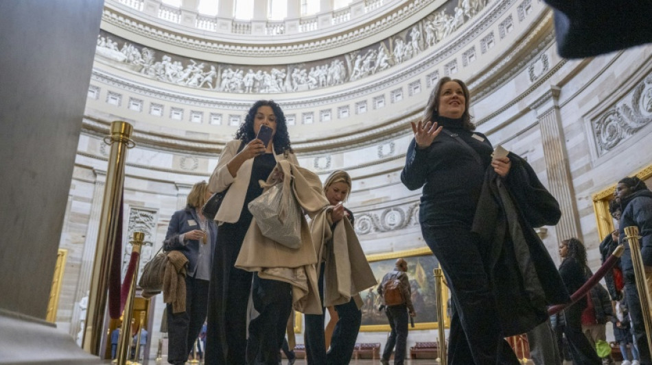 Le Congrès américain vote pour forcer les autorités à publier le dossier Epstein