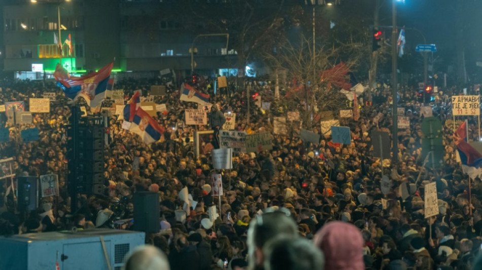 Dans la nuit de Novi Sad, la jeunesse serbe cherche la libert&eacute; et la justice