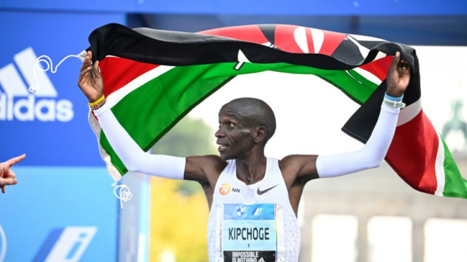 Kipchoge mejora su propio r&eacute;cord del mundo en el marat&oacute;n de Berl&iacute;n