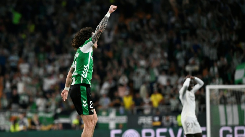  Betis's Bellerin further dents Real Madrid title hopes 