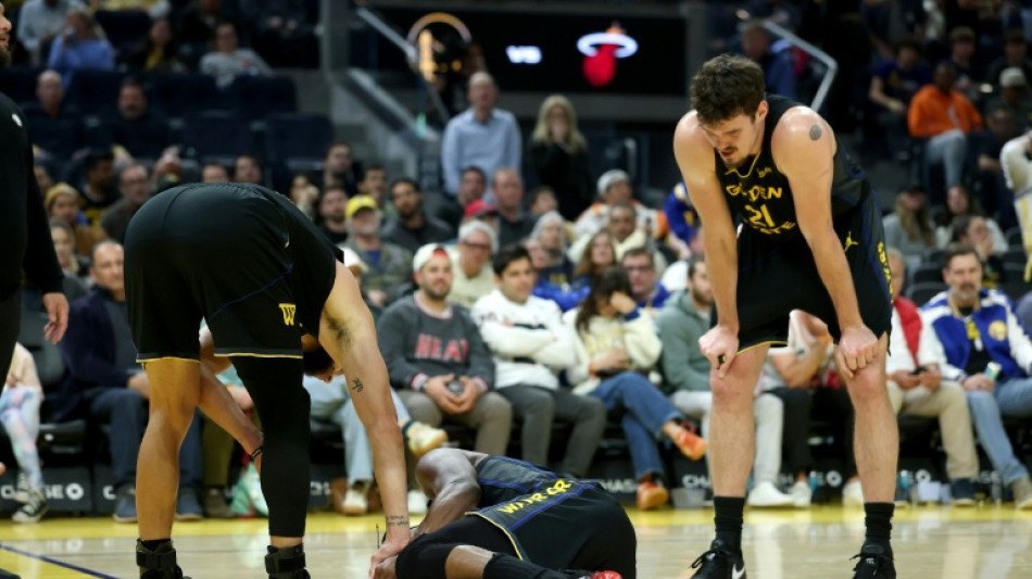  Jimmy Butler sofre les&atilde;o grave e vai desfalcar Warriors no restante da temporada 